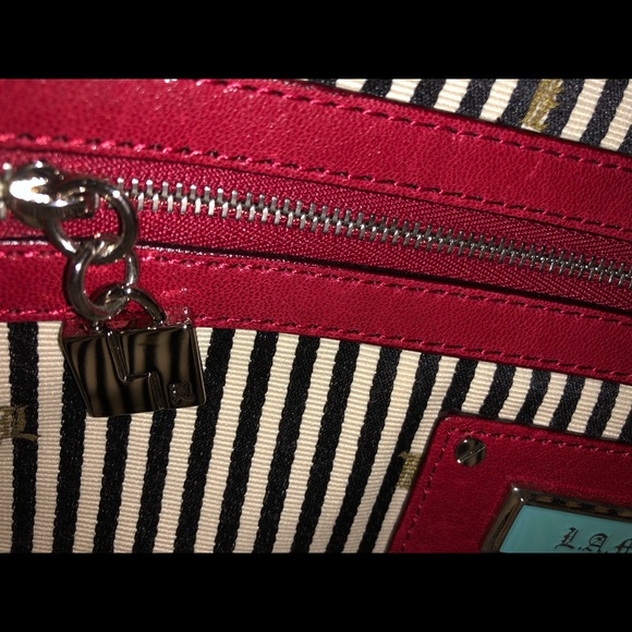 EUC L.A.M.B by Gewn Stefani red leather clutch. - Picture 9 of 13
